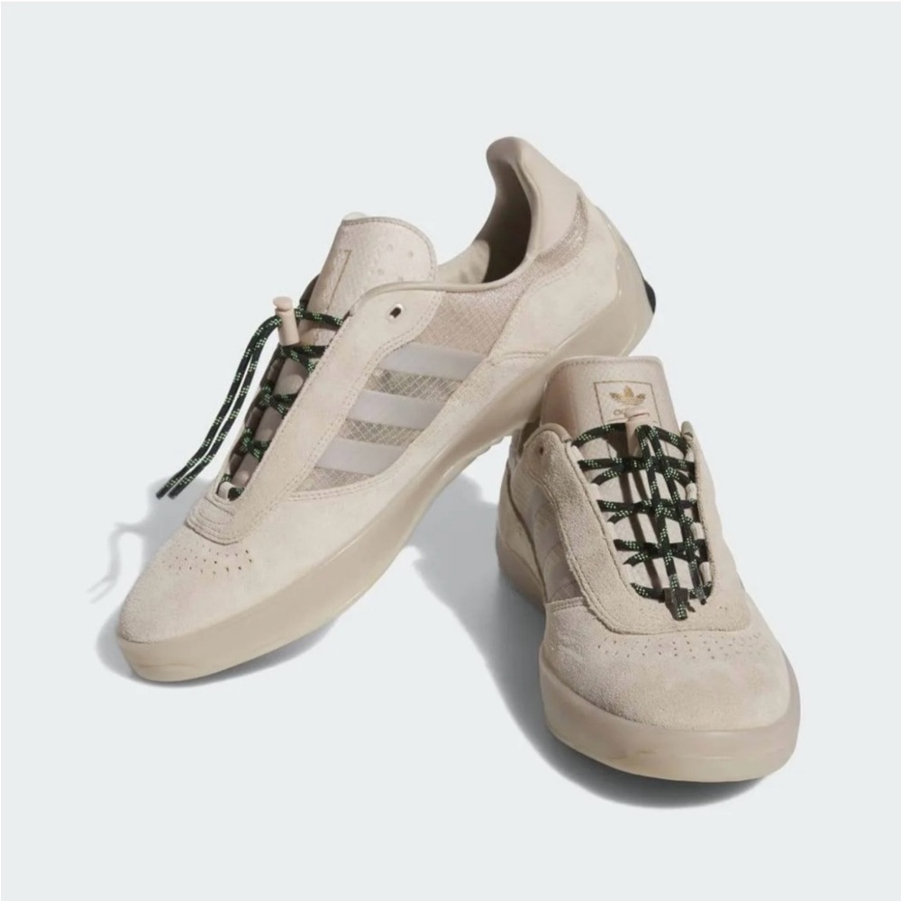 Adidas Cream Sneakers Sleek Design Unique‎ Lacing